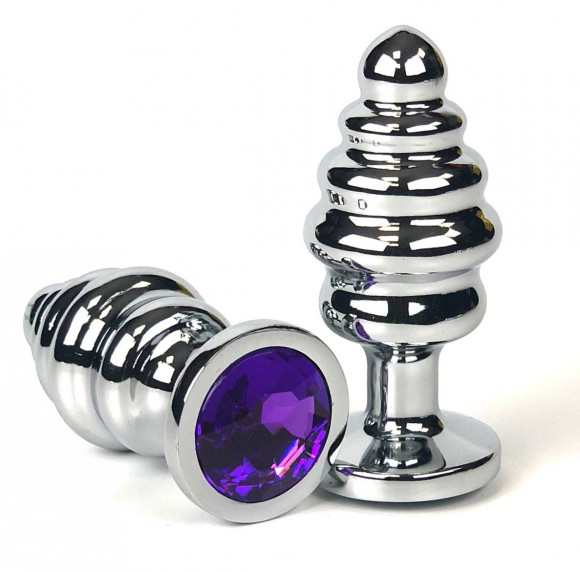 Серебристая ребристая анальная пробка с фиолетовым кристаллом - 7 см. Серебристая ребристая анальная пробка с фиолетовым кристаллом - 7 см.