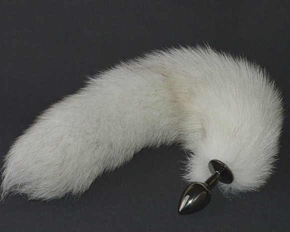 Темная анальная пробка с длинным пушистым хвостиком Темная анальная пробка с длинным пушистым хвостиком