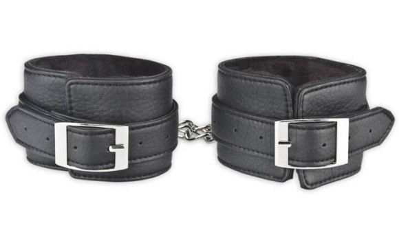 Черные фиксаторы для ног из искусственной кожи Черные фиксаторы для ног из искусственной кожи