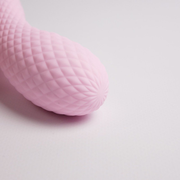 Розовый вибромассажёр с деликатными токами Розовый вибромассажёр с деликатными токами