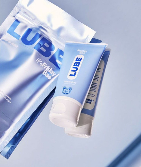 Смазка на водной основе Friday Bae Lube - 50 мл. Смазка на водной основе Friday Bae Lube - 50 мл.