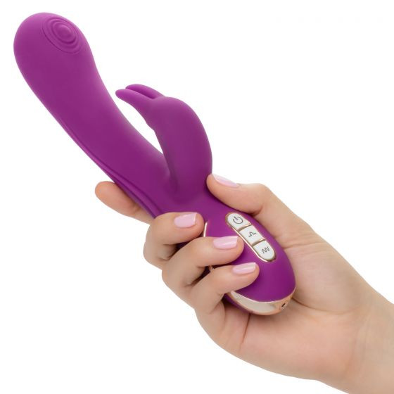 Фиолетовый вибратор-кролик Signature Silicone Thumping Rabbit с пульсирующим воздействием - 22,75 см. Фиолетовый вибратор-кролик Signature Silicone Thumping Rabbit с пульсирующим воздействием - 22,75 см.