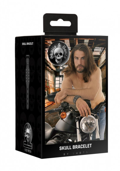 Черный браслет с металлическими заклепками Черный браслет с металлическими заклепками