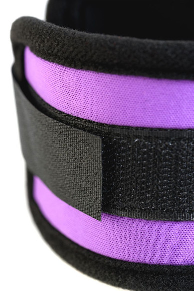 Наручники из неопрена фиолетового цвета Наручники из неопрена фиолетового цвета