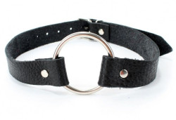 Черный кожаный кляп с кольцом Черный кожаный кляп с кольцом