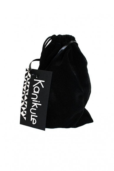 Серебристая алюминиевая анальная пробка с светло-зеленым кристаллом - 8,4 см. Серебристая алюминиевая анальная пробка с светло-зеленым кристаллом - 8,4 см.