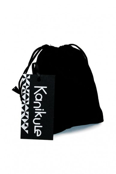 Серебристая алюминиевая анальная пробка с светло-зеленым кристаллом - 7 см. Серебристая алюминиевая анальная пробка с светло-зеленым кристаллом - 7 см.