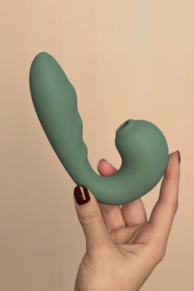 Зеленый вибратор с вакуумной стимуляцией Duo Viro Зеленый вибратор с вакуумной стимуляцией Duo Viro