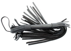 Чёрная плетка из натуральной кожи - 45 см. Чёрная плетка из натуральной кожи - 45 см.