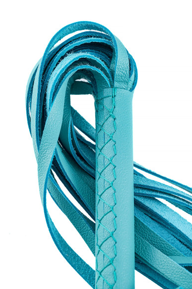 Голубая кожаная плеть - 50 см.